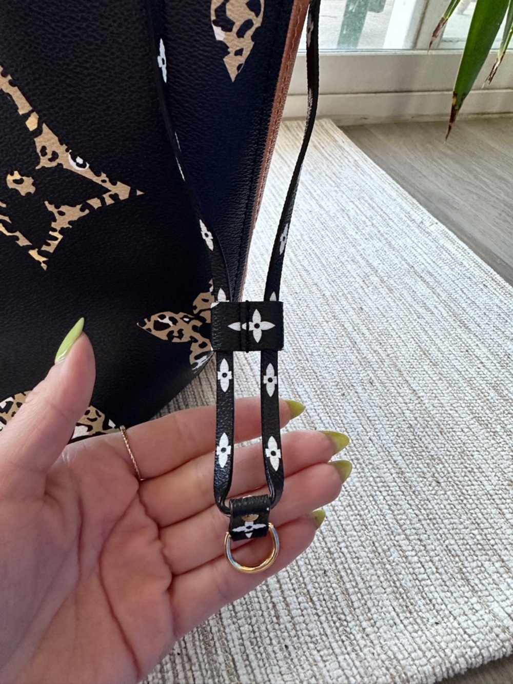 Louis Vuitton Black & Tan Monogram Neverfull GM Tote Giant Ltd Edition Jungle - Picture 9 of 16